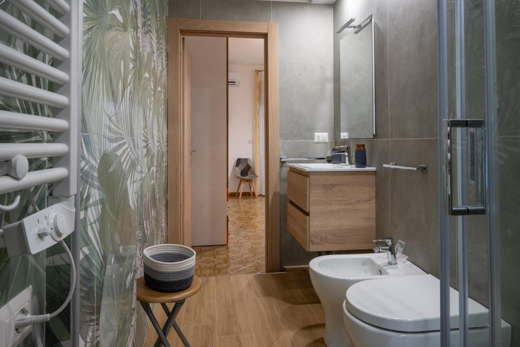 B&B Benvenuti Al Centro Caserta Eksteriør bilde