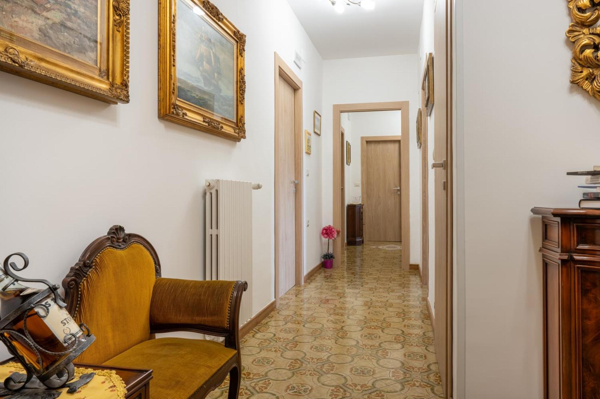 B&B Benvenuti Al Centro Caserta Eksteriør bilde